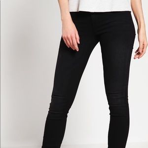 Amazing Esprit Black Skinny Slacks